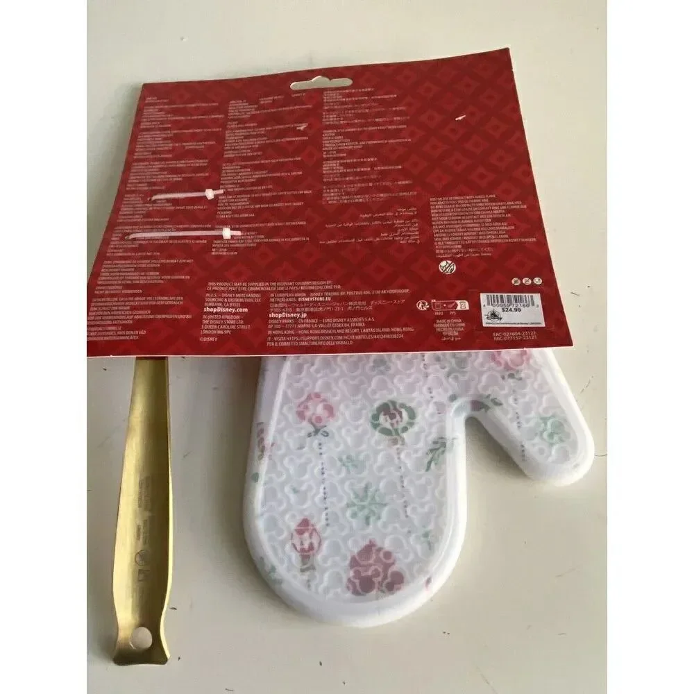 Disney Parks Christmas Holiday‎ Mickey Snowman Silicone Oven Mitt & Spatula Set